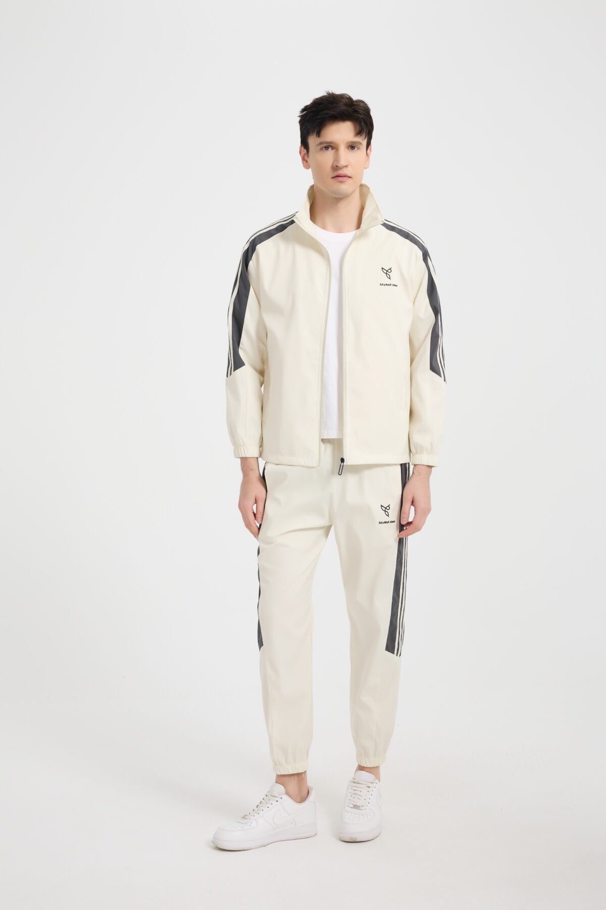 ⁦Men Core Tracksuit White⁩ - الصورة ⁦7⁩