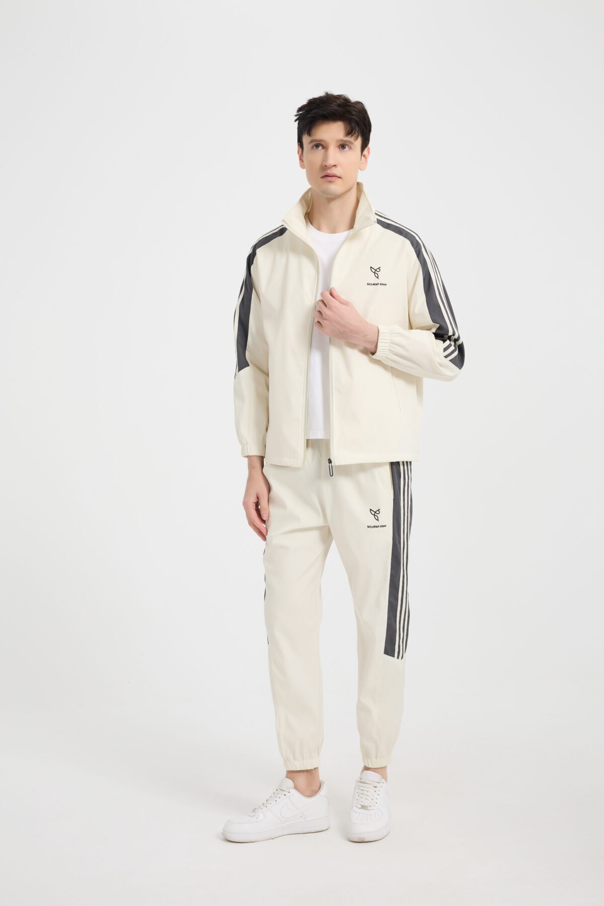 ⁦Men Core Tracksuit White⁩ - الصورة ⁦9⁩